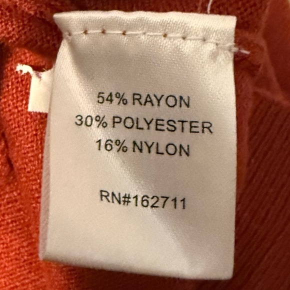 Love Ellie Burnt Orange V Neck Sweater XS - Picture 9 of 11